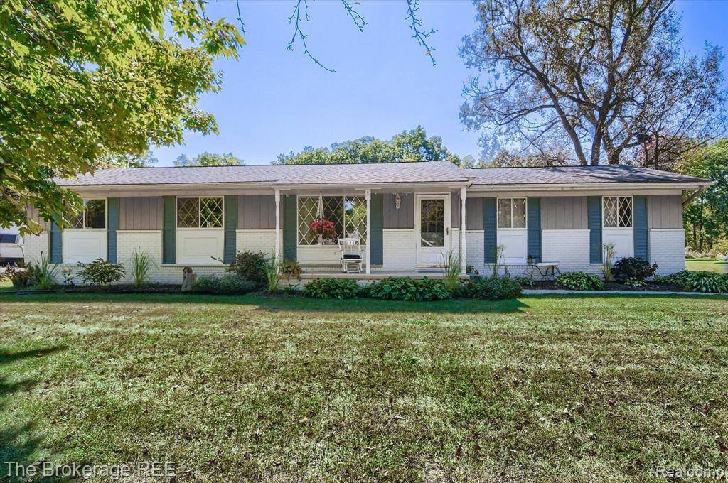Hartland Twp, MI 48430,10186 CARLEE JUNE Drive
