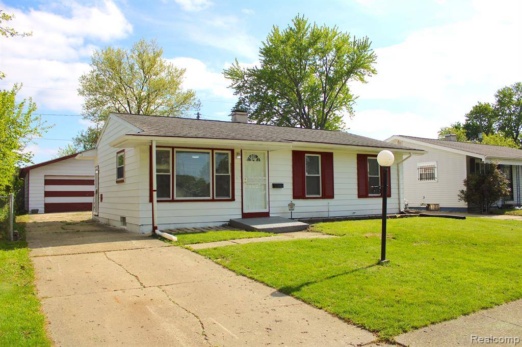 Flint, MI 48505,823 W ALMA Avenue
