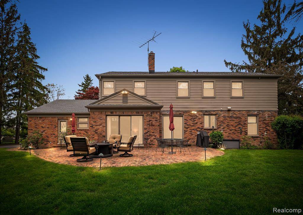 Birmingham, MI 48009,1533 PLEASANT Court
