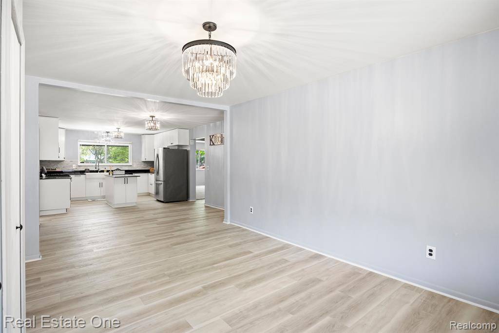 Clinton Twp, MI 48038,39764 BONNIE COURT