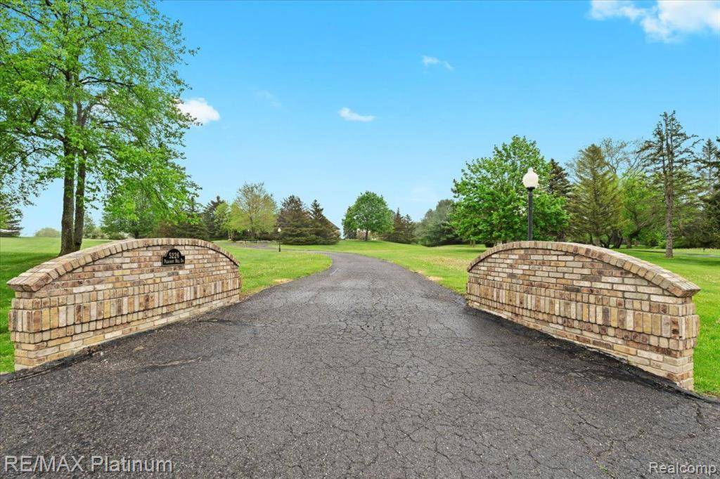 Hartland Twp, MI 48430,5226 Pleasant Hill Drive