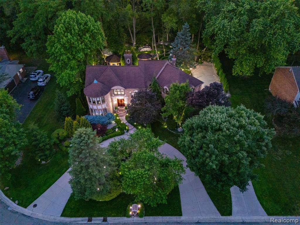 Bloomfield Twp, MI 48301,7310 Sandy Creek Lane