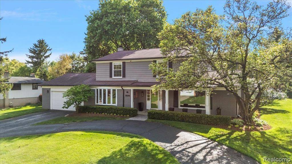 Bloomfield Twp, MI 48301,7174 Glengrove Drive