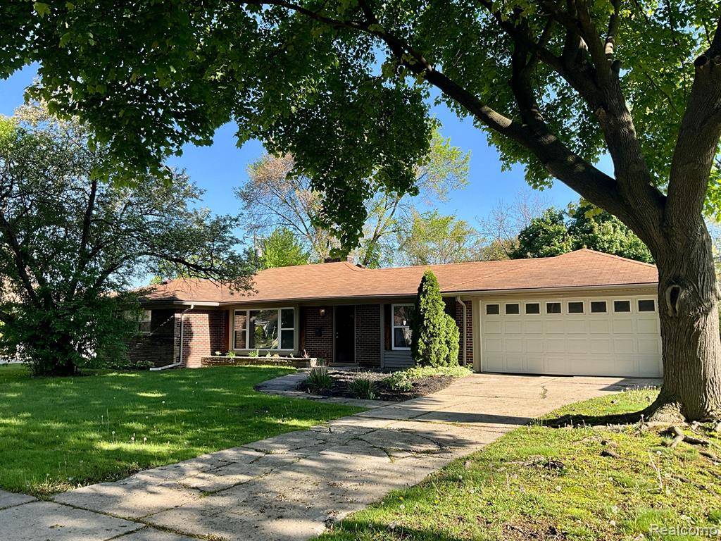 Oak Park, MI 48237,13660 VICTORIA Street