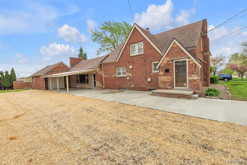 Southgate, MI 48195,15053 DUMAY Street