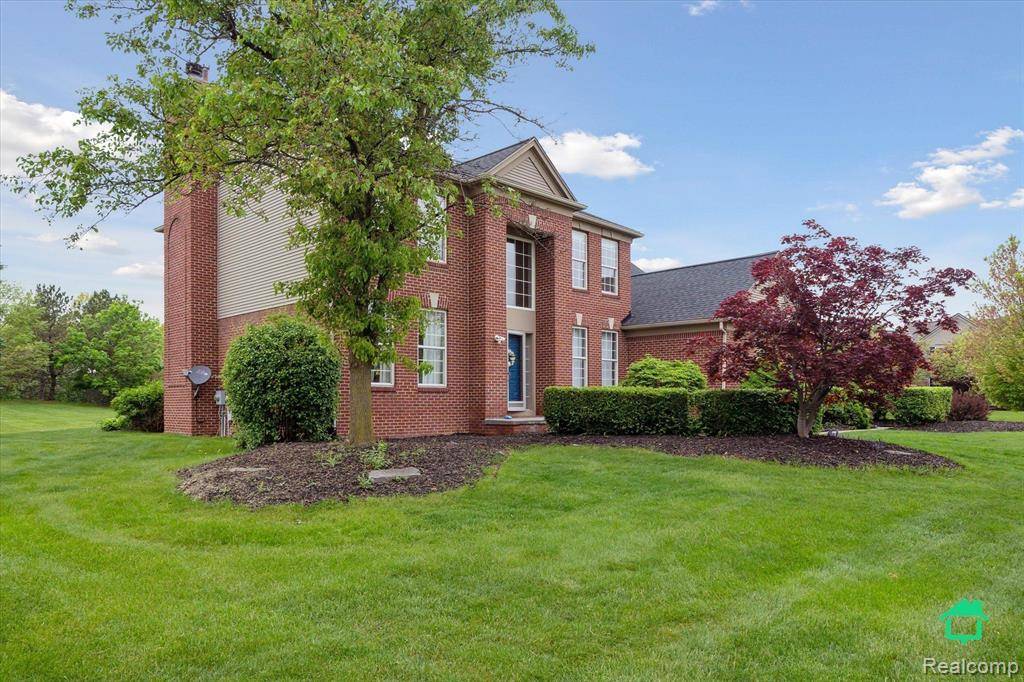 Canton Twp, MI 48188,49110 MANHATTAN Circle