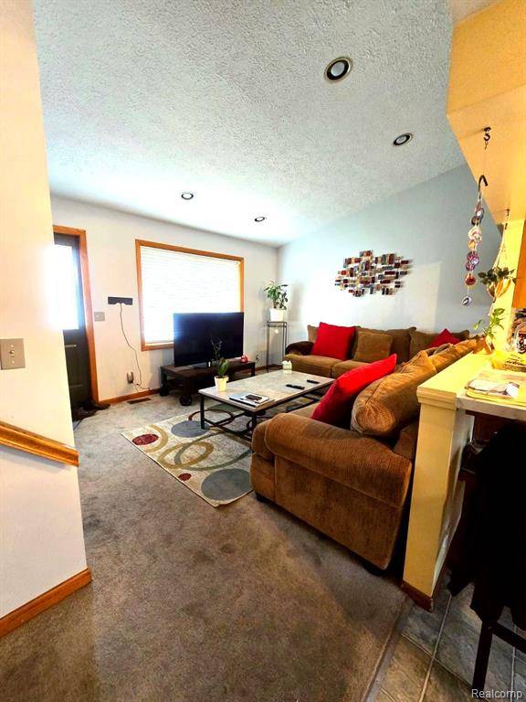 Redford Twp, MI 48240,18875 POINCIANA