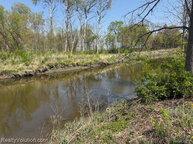 Berlin Twp, MI 48002,2240 SPERRY Road