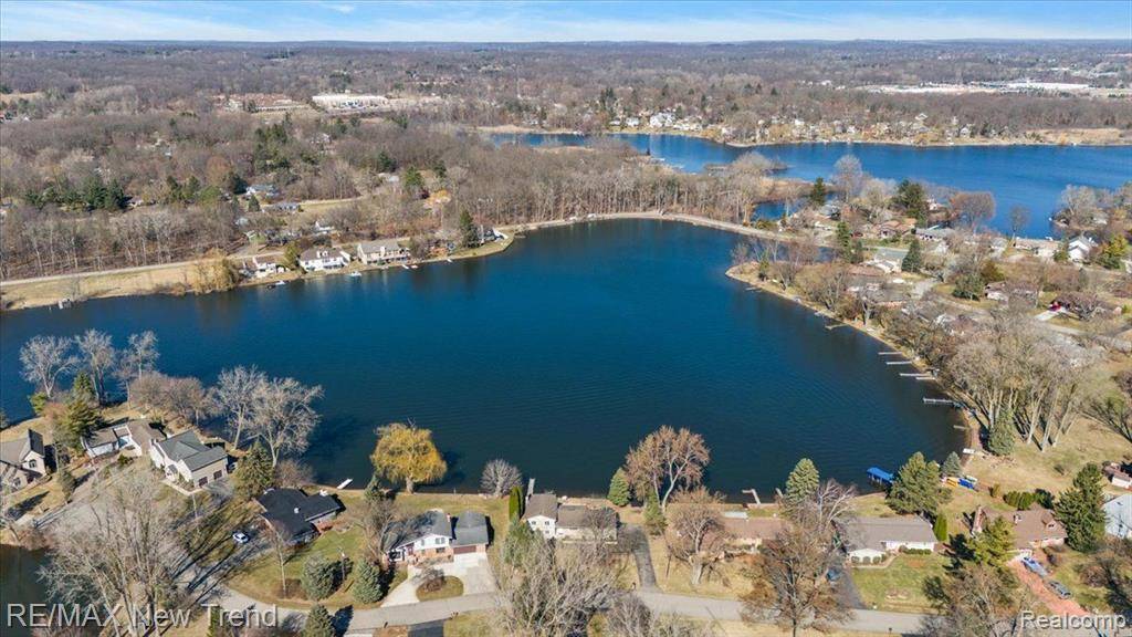 White Lake Twp, MI 48383,7135 CAPRI Drive