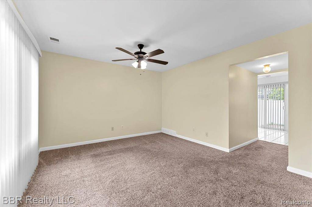 Brownstown Twp, MI 48183,20123 CUMBERLAND
