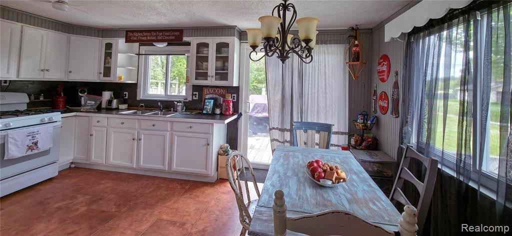 Lapeer Twp, MI 48446,225 MYERS Road