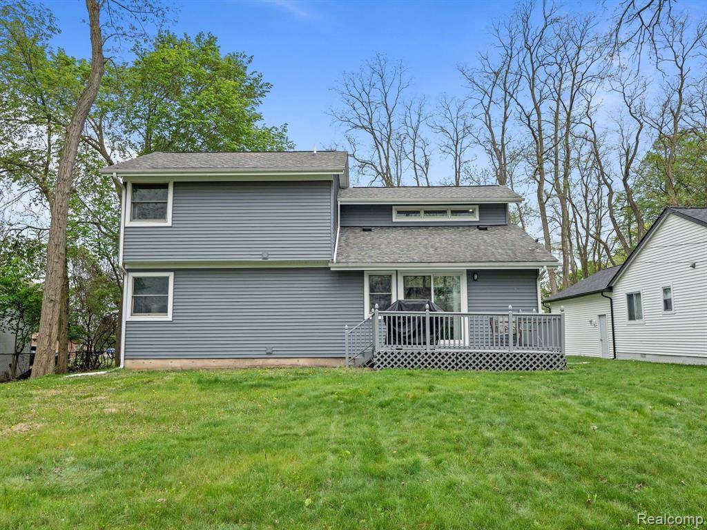 Waterford Twp, MI 48328,1450 Beachland Boulevard