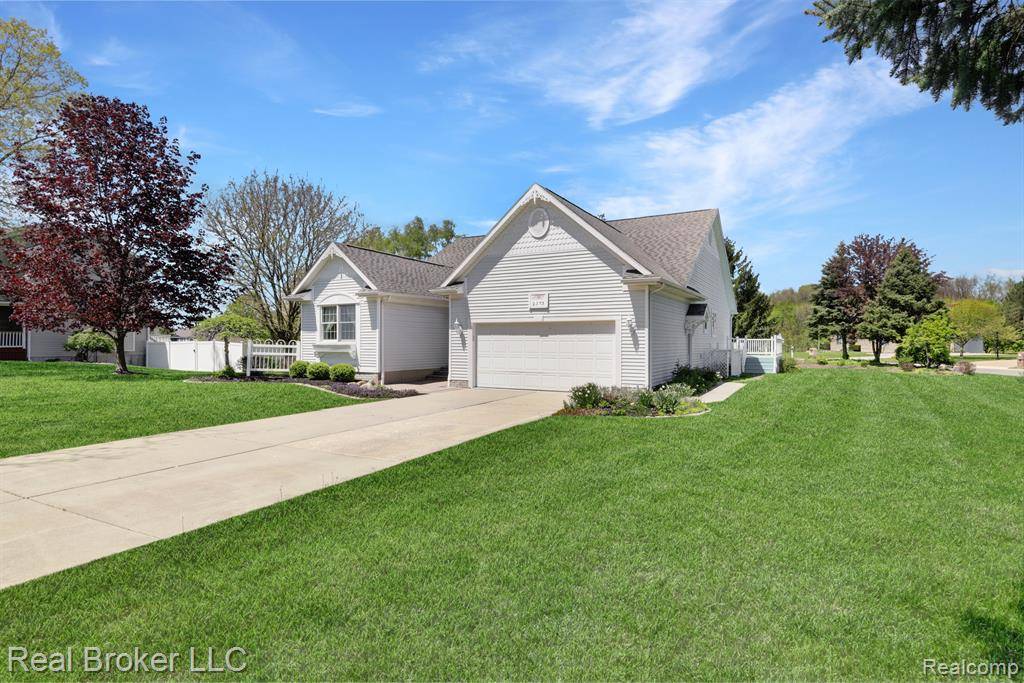 Flint Twp, MI 48433,2373 STONEBROOK