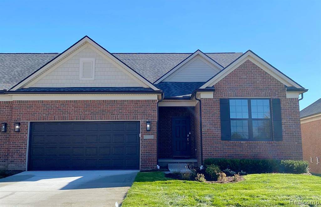Shelby Twp, MI 48315,55697 OAK POINTE Drive