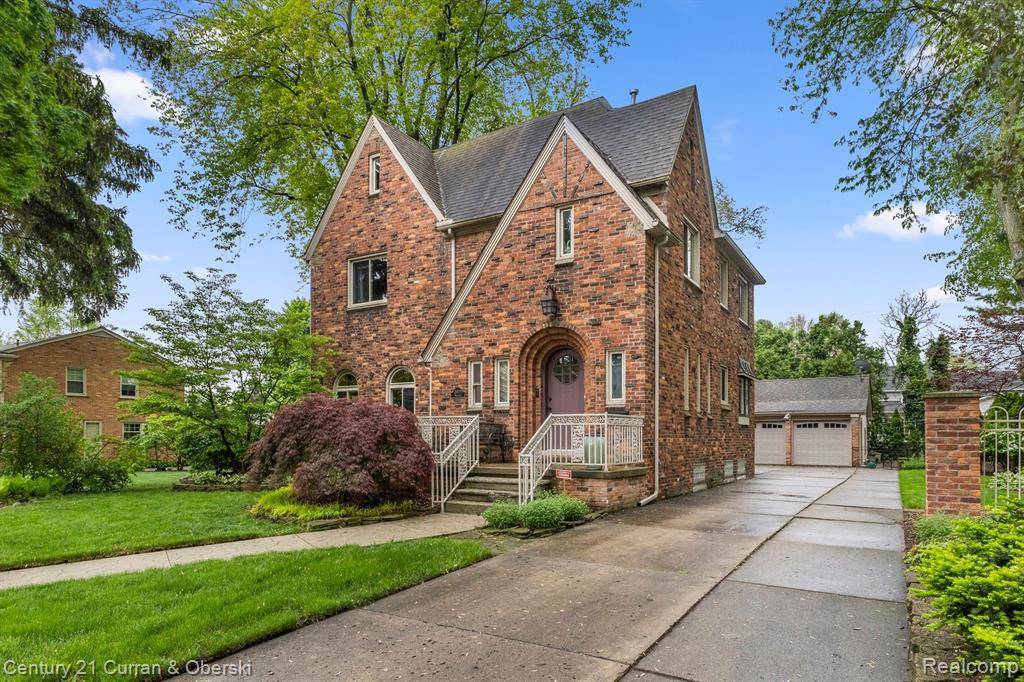 Dearborn, MI 48128,21975 WILDWOOD Street