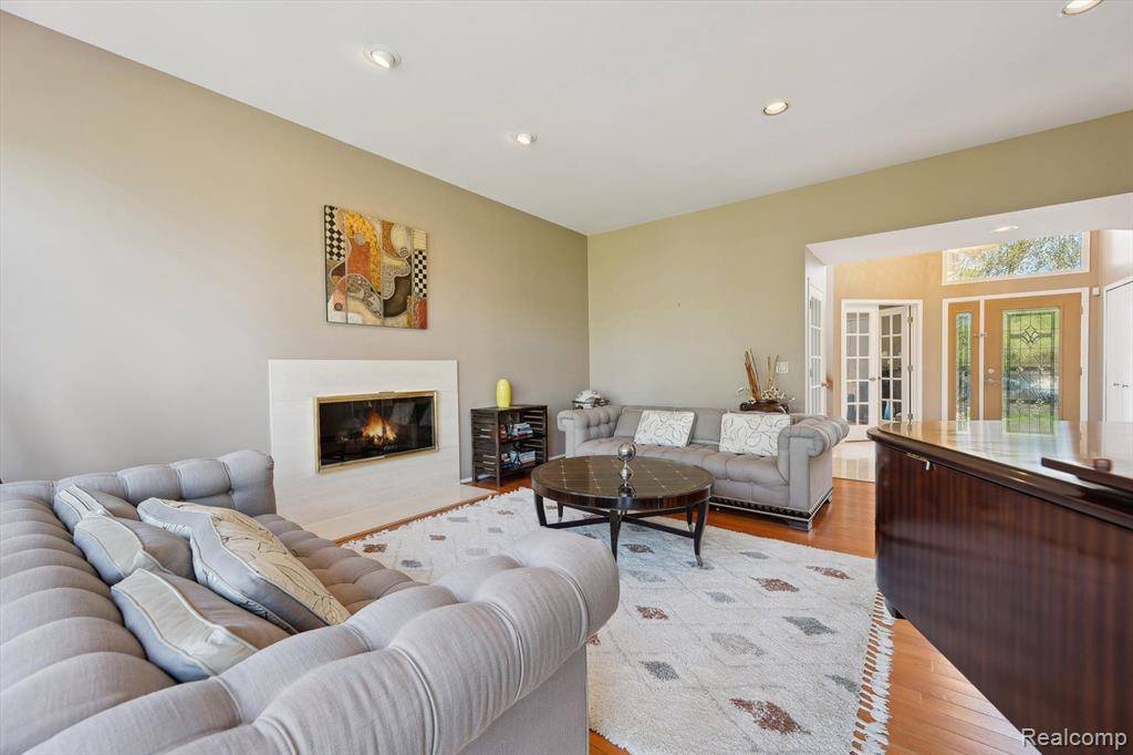 West Bloomfield Twp, MI 48322,7039 Timberview Trail