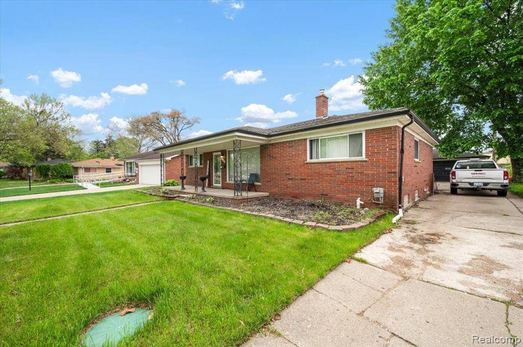 Livonia, MI 48154,27607 BUCKINGHAM Street