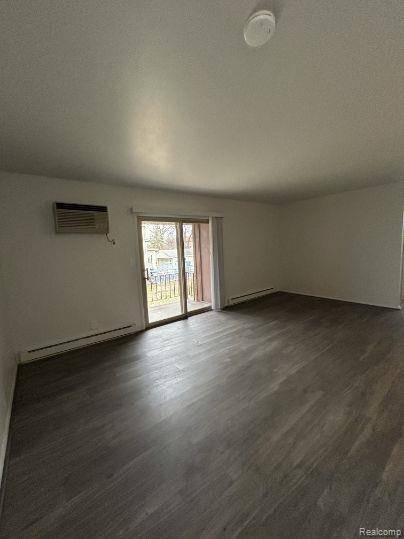 Monroe, MI 48162,741 N MACOMB Street