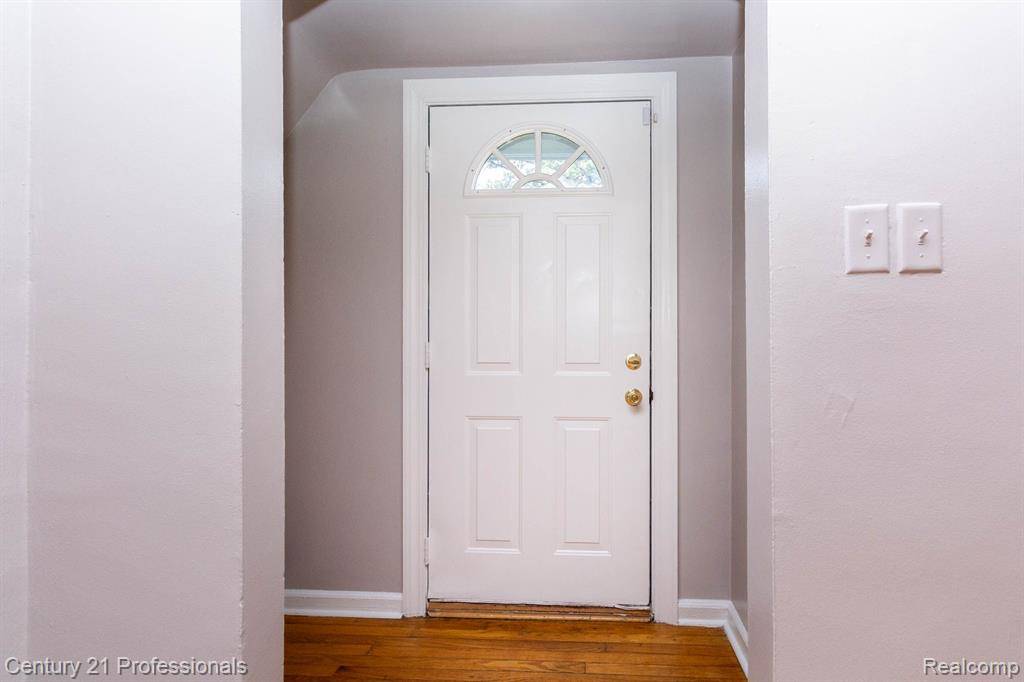 Warren, MI 48091,6836 PAIGE Avenue