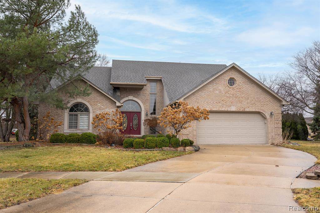 Macomb Twp, MI 48042,15845 GARDENIA