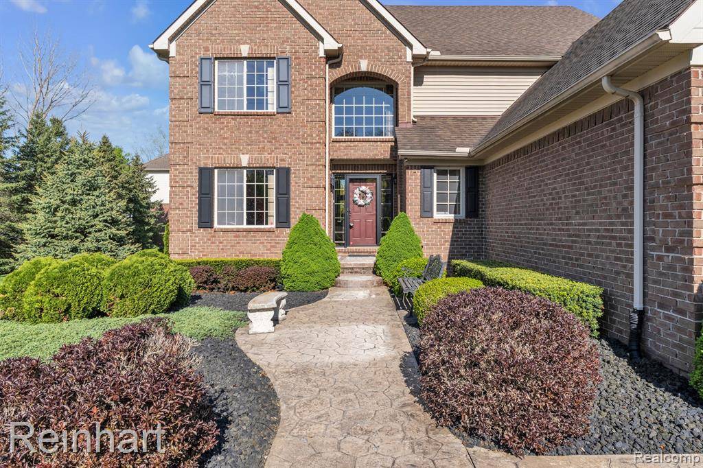 Lyon Twp, MI 48178,25340 VILLAGEWOOD