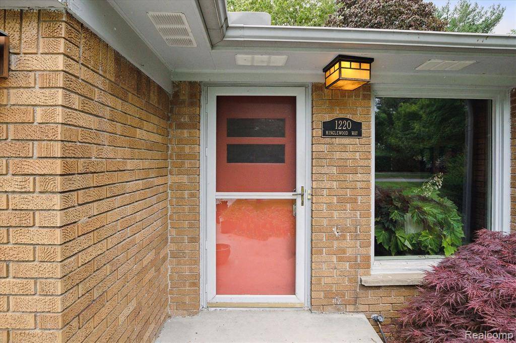 Ann Arbor, MI 48103,1220 MINGLEWOOD Way