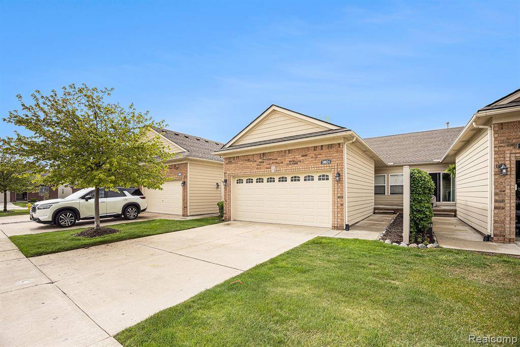 Chesterfield Twp, MI 48051,30024 CAMDEN Circle