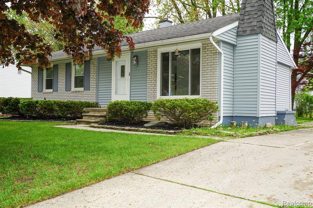 South Lyon, MI 48178,598 COVINGTON Street