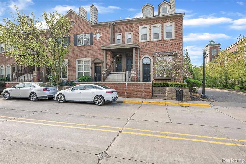 Dearborn, MI 48124,22195 W W VILLAGE Drive