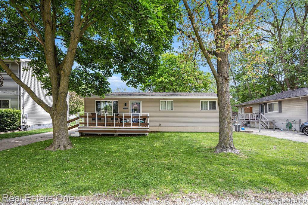Utica, MI 48317,44080 DAVIS