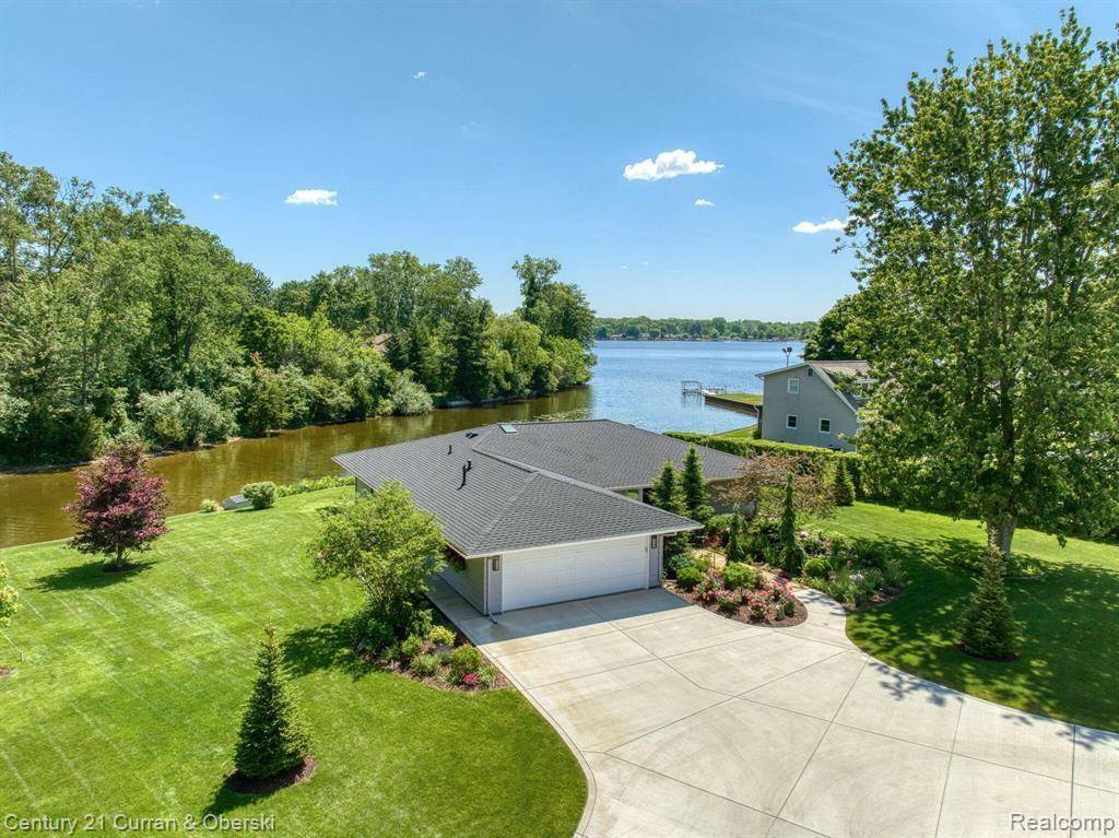 Summit Twp, MI 49203,5751 BROWNS LAKE Road