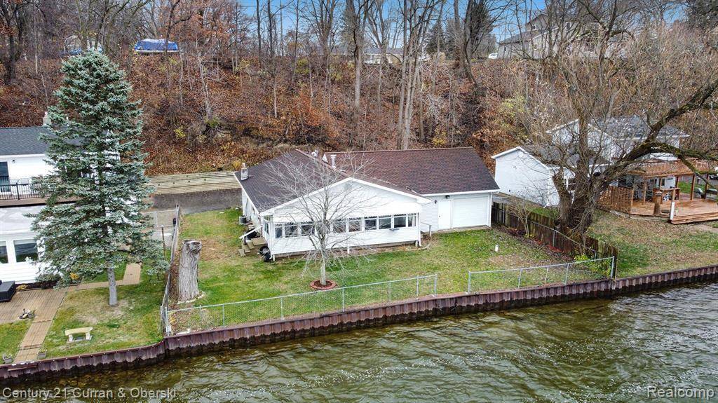 Leoni Twp, MI 49201,657 LANE Drive