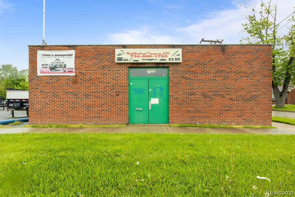Inkster, MI 48141,710 MIDDLEBELT Road