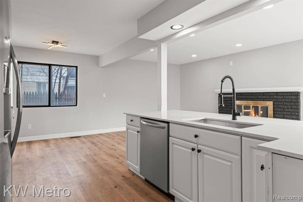 Southfield, MI 48076,29244 MARSHALL Street