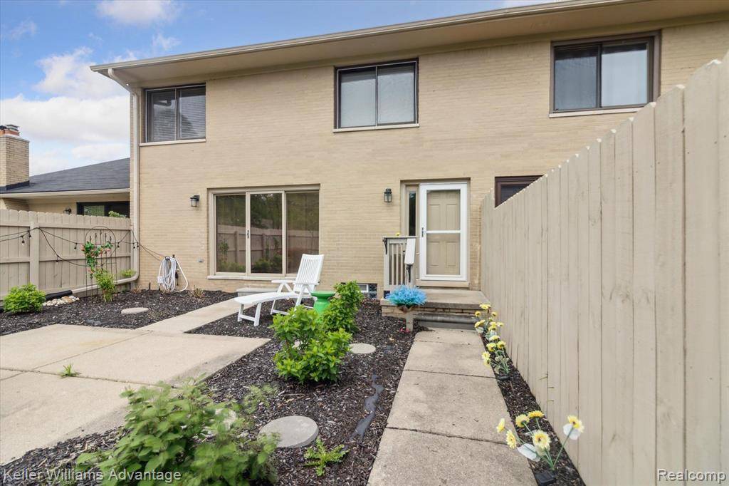 Clinton Twp, MI 48038,42200 E EDWARD Drive