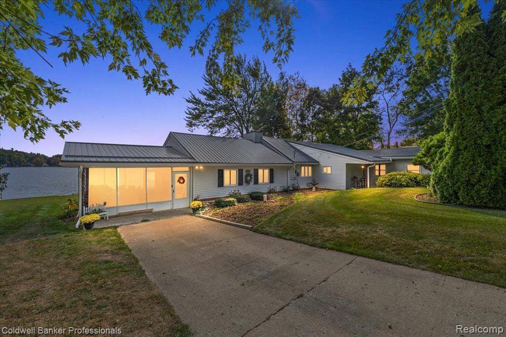 Deerfield Twp, MI 48421,426 PENINSULA Drive