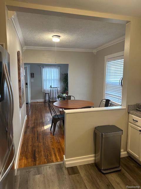 Hazel Park, MI 48030,382 W HAYES Avenue