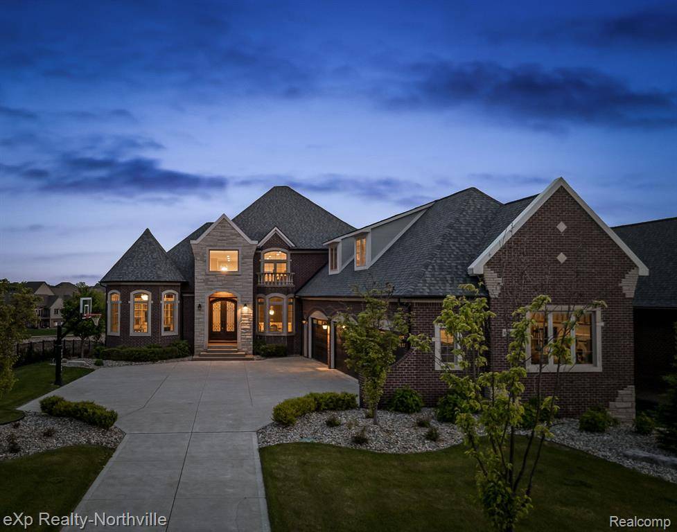 Green Oak Twp, MI 48178,10387 STONEY POINT Drive