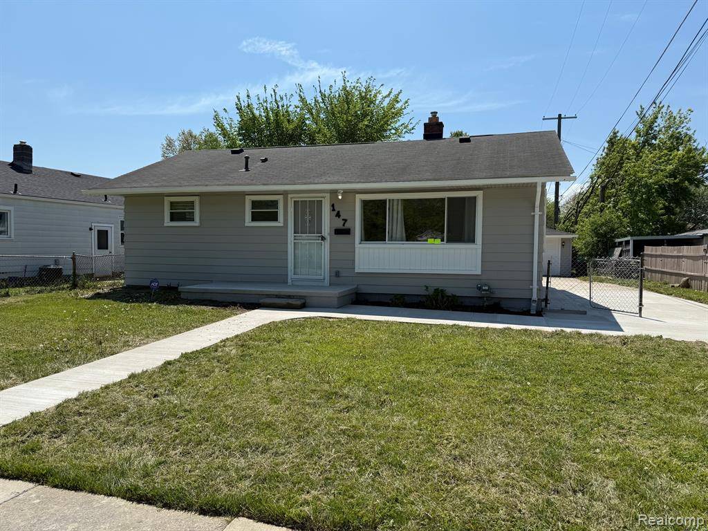 Mt. Clemens, MI 48043,147 S EUCLID Street