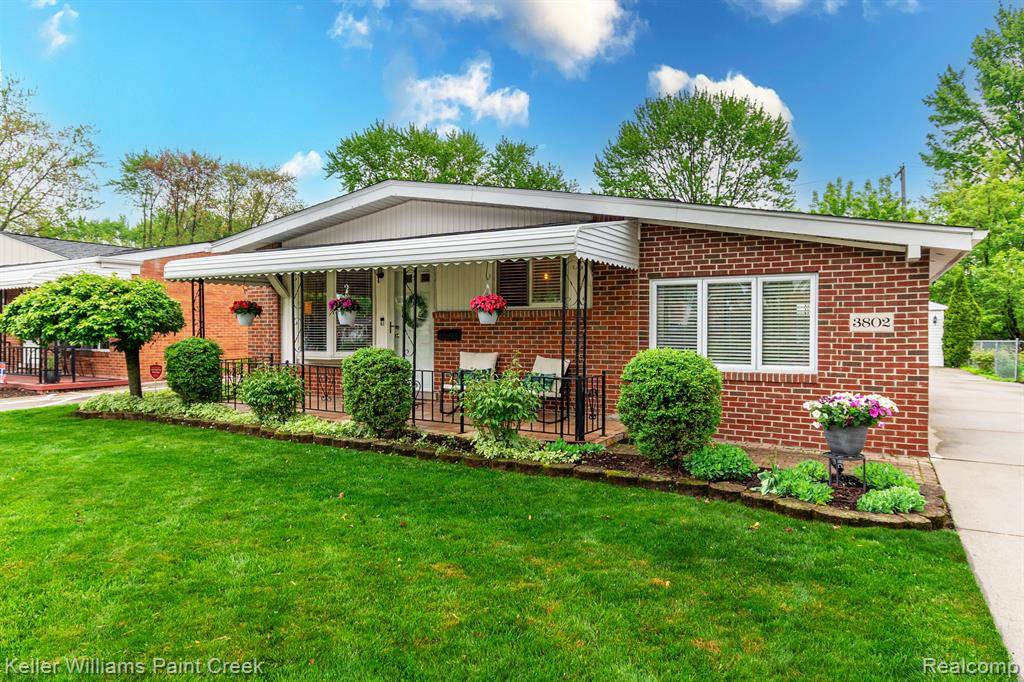 Royal Oak, MI 48073,3802 EDGELAND Avenue