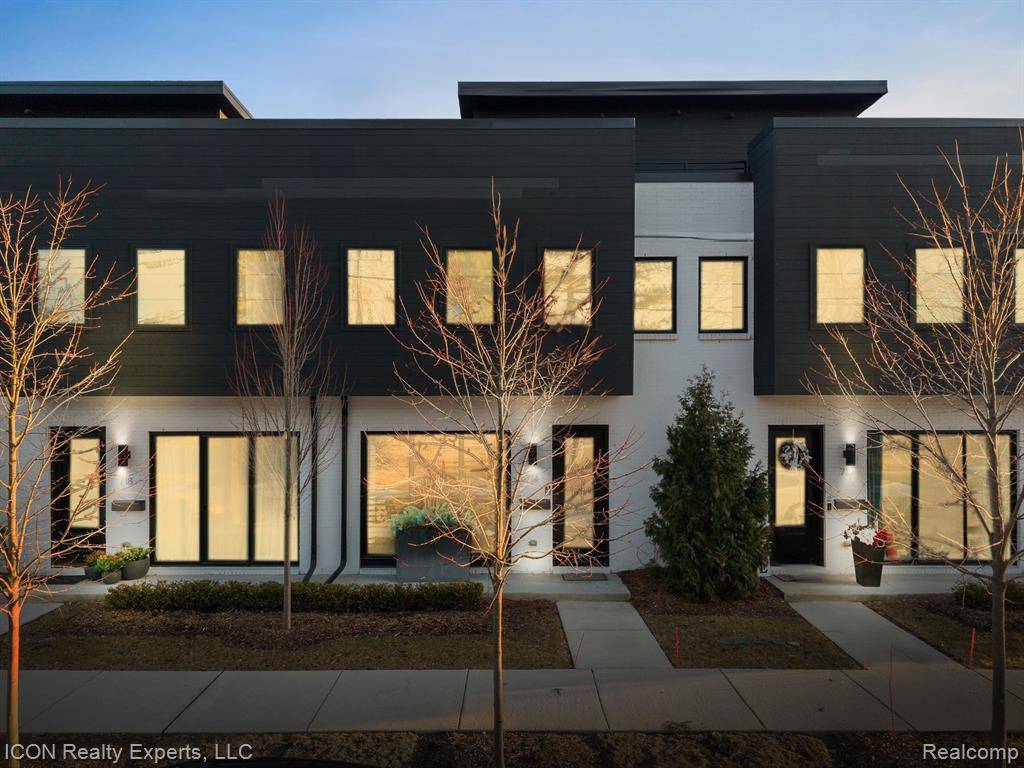 Royal Oak, MI 48067,714 E PARENT Avenue