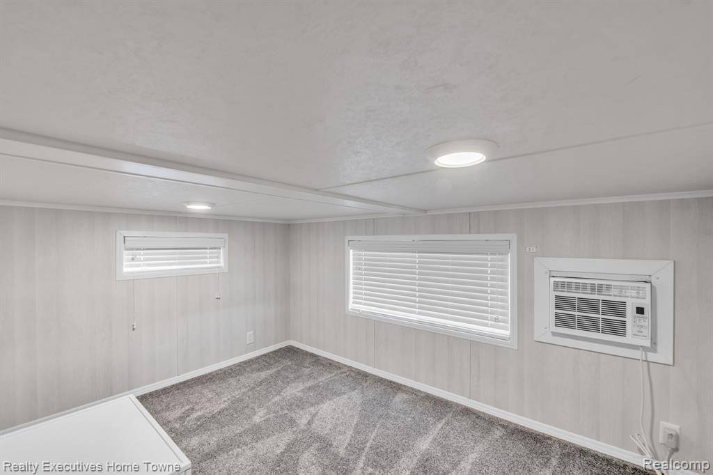 Port Huron Twp, MI 48060,2301  Water St. Lot 7