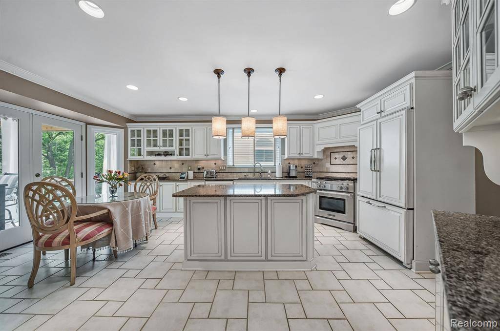 Rochester Hills, MI 48309,3123 FAIRGROVE TERRACE