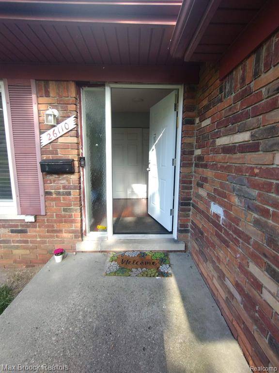 Oak Park, MI 48237,26110 MARLOWE Place