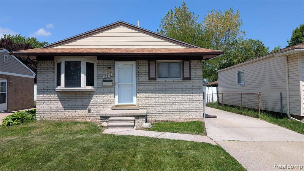 Clinton Twp, MI 48035,19273 WEBSTER Street