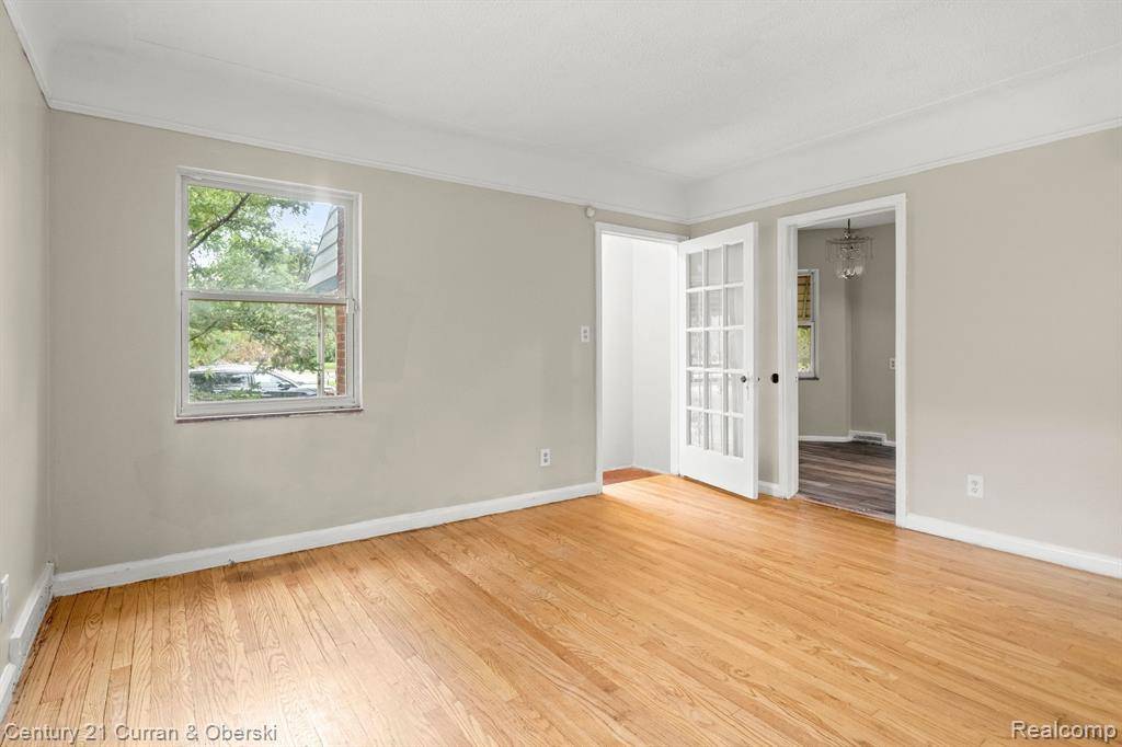 Detroit, MI 48235,13631 VASSAR Avenue