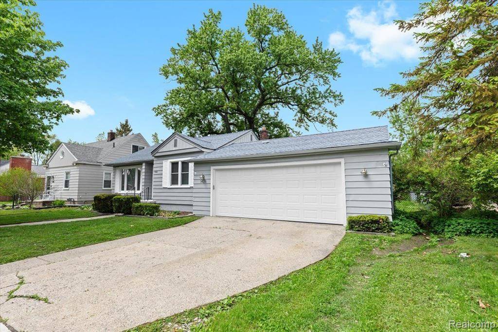 Berkley, MI 48072,1428 LARKMOOR Boulevard