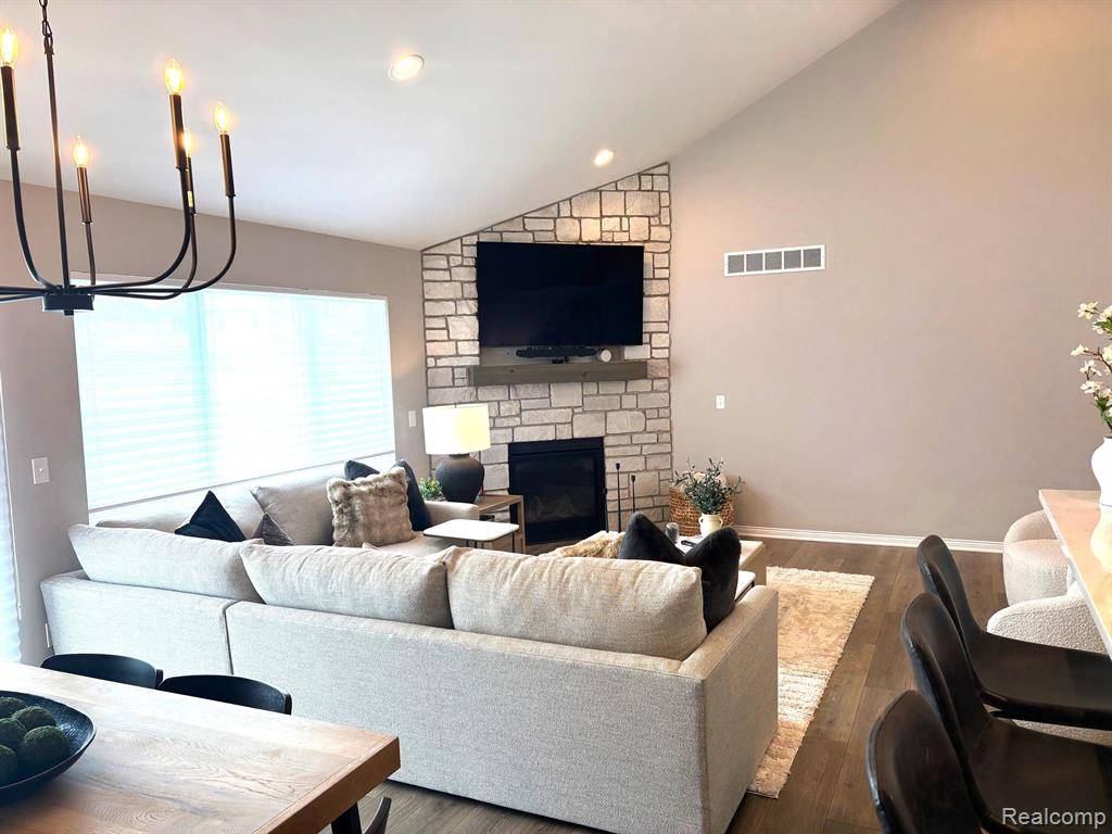 Chesterfield Twp, MI 48047,49678 MANISTEE Drive 88
