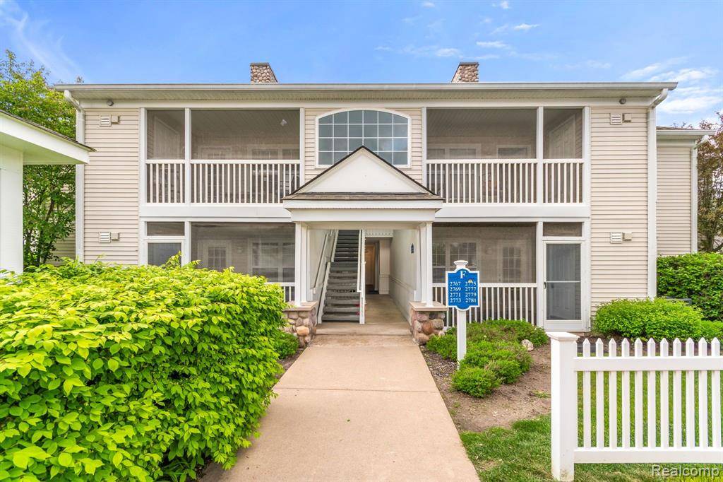 Ann Arbor, MI 48105,2781 Knightsbridge Circle 72