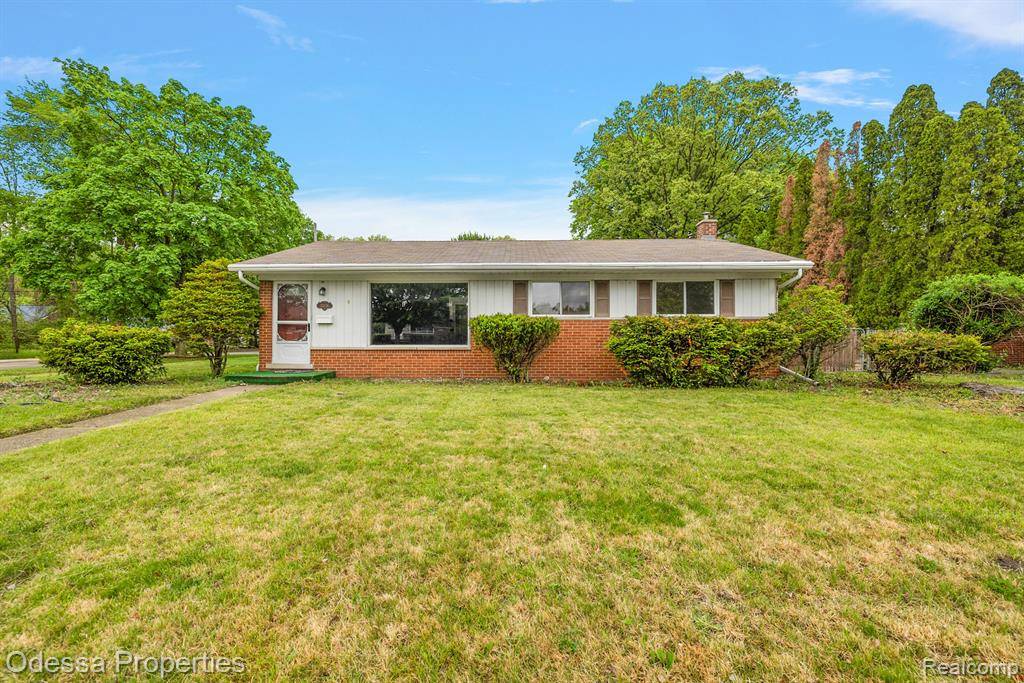Livonia, MI 48152,32038 PEMBROKE Street